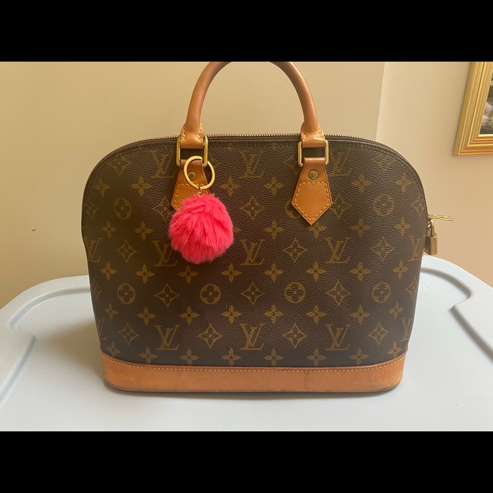 Louis Vuitton alma pm